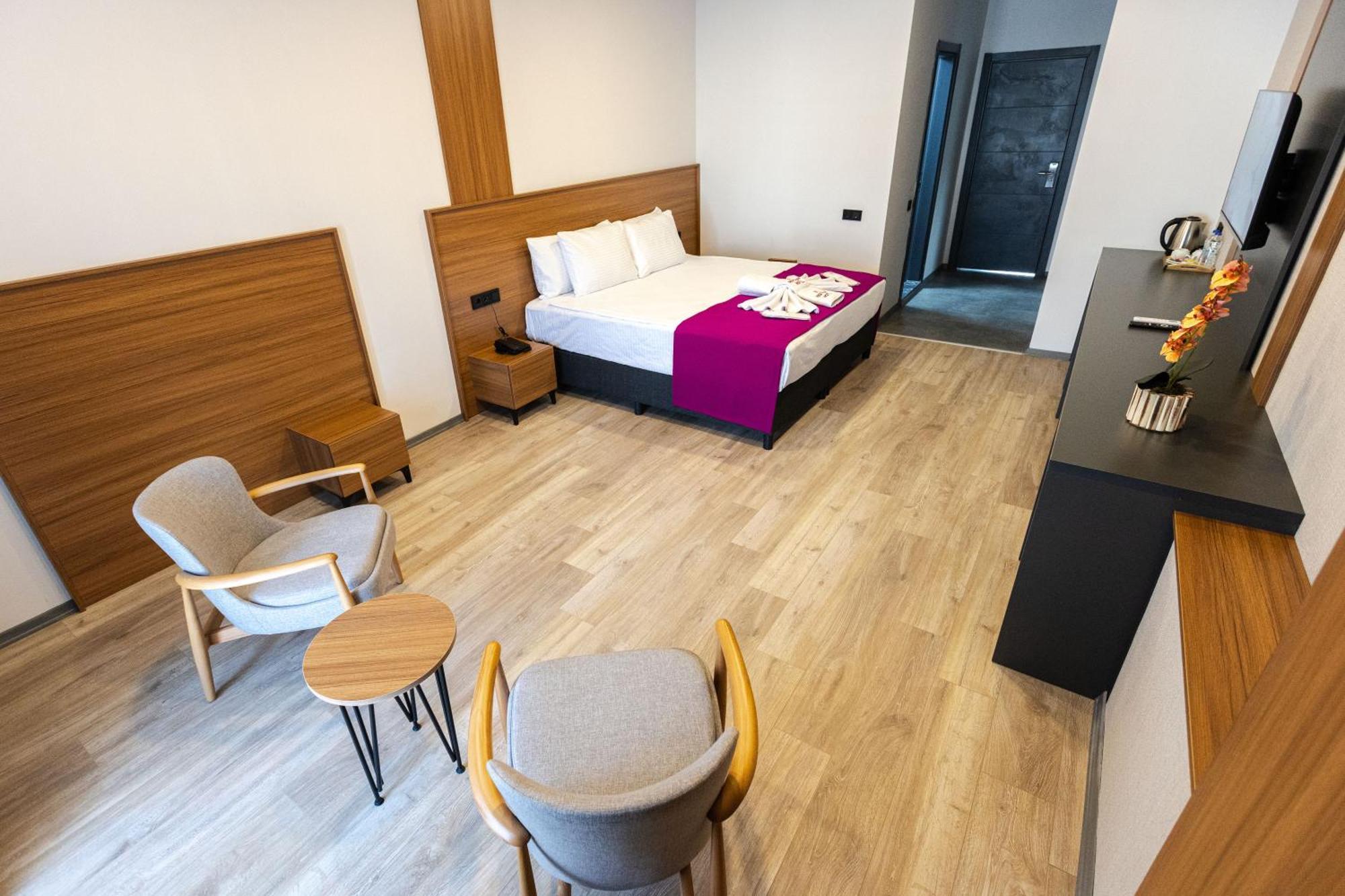 Restway Hotel